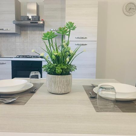 Apartmán Il Cortiletto Somma Lombardo Exteriér fotografie